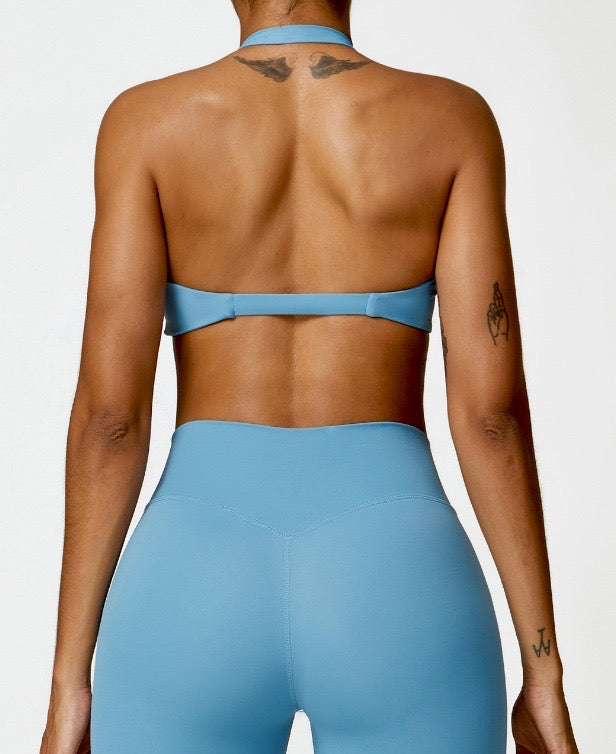 TWIST OPEN BACK SPORTS BRA